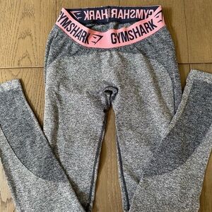 NWOT Gymshark flex leggings - size small